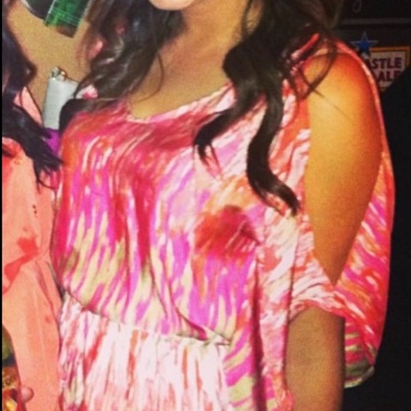 Express Cold Shoulder Winged Drawstring Blouse - Picture 5 of 5